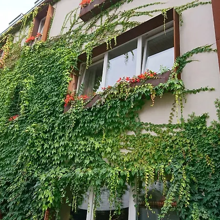 Ξενοδοχείο με διαμερίσματα Mit 4*