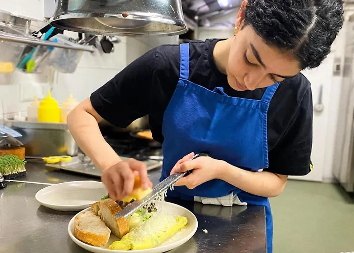 Ξενοδοχείο με διαμερίσματα Mit